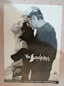 1965 THE SANDPIPER W/ RICHARD BURTON & ELIZABETH TAYLOR. - PRESSBOOK