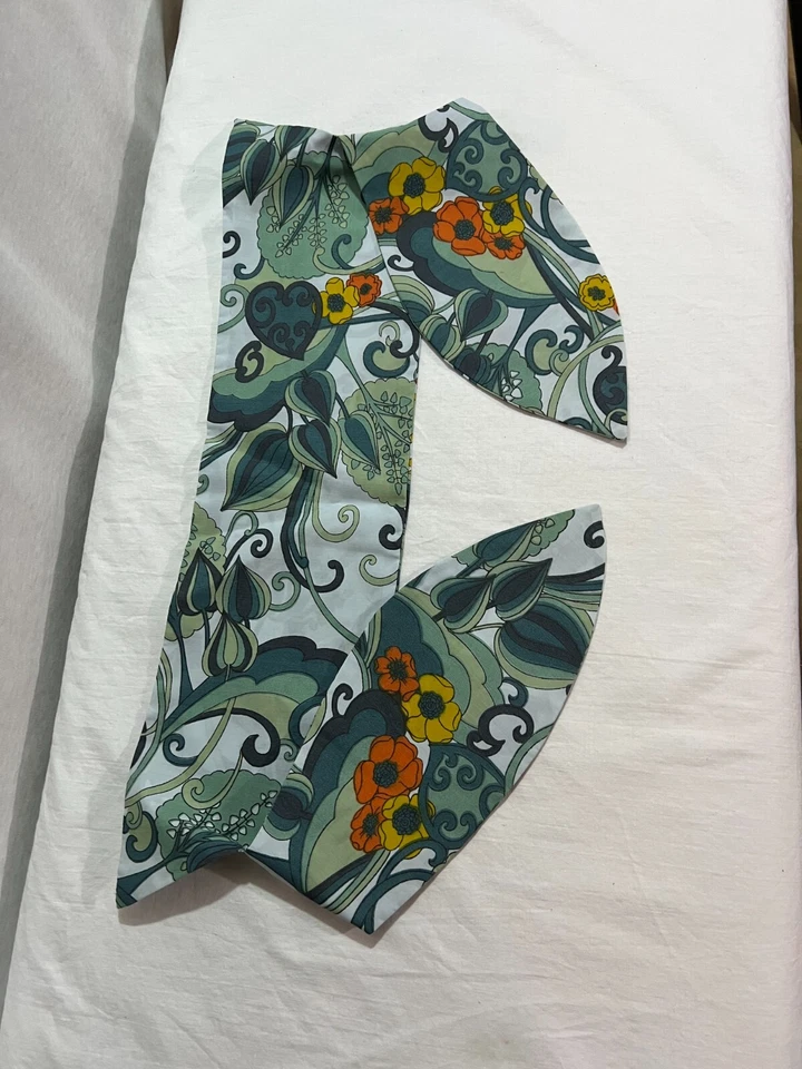 Corazón Floral Geométrico Multicolor Dickey Cuello Hecho a Mano Años 70 De Colección Foto 2 de 4