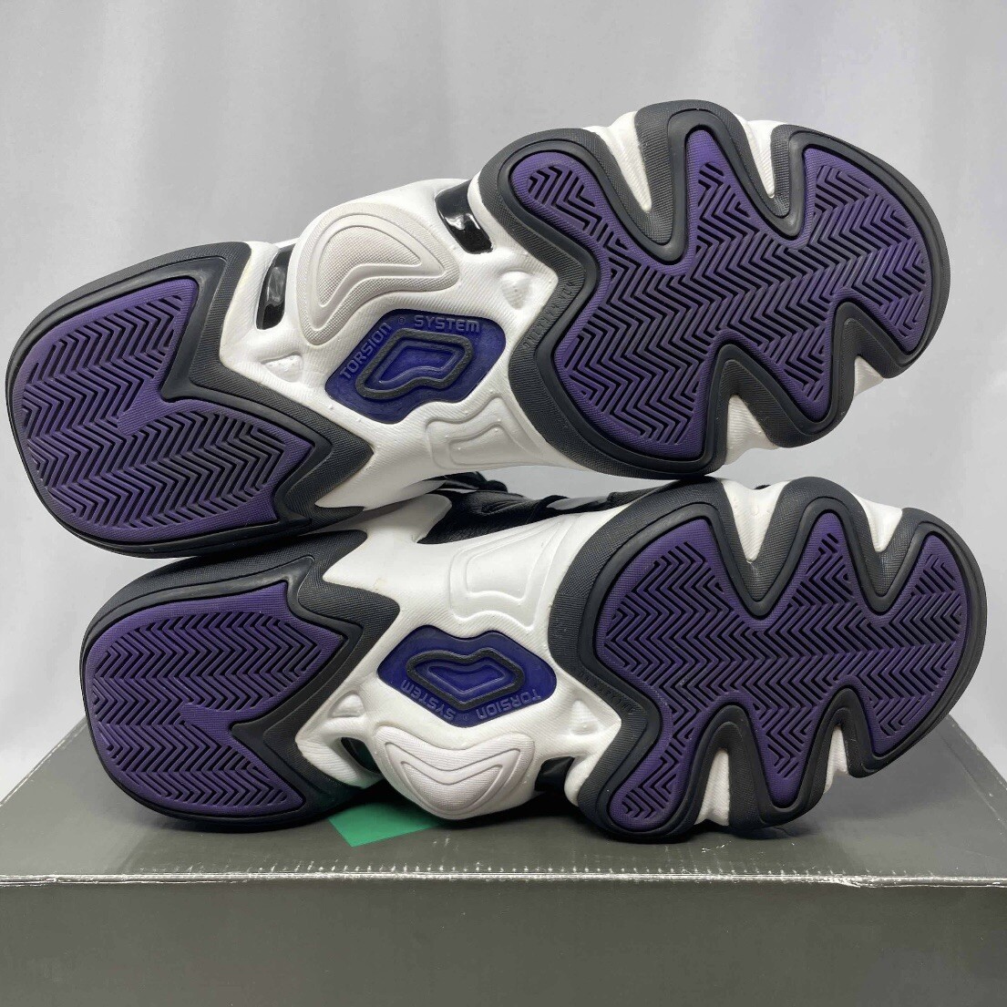 ゲンジン Reebok BlackEyePatch x Zig Kinetica Horizon 'White' FY3082
