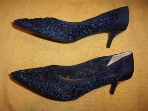 j renee shoes size 13