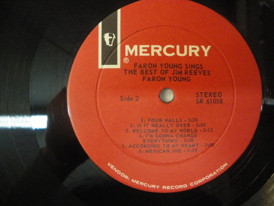 FARON YOUNG Sings the Best of JIM REEVES original STEREO LP Mint- - Image 4 of 4