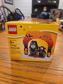 LEGO Seasonal: Halloween Set (850936) Retired Sealed Set