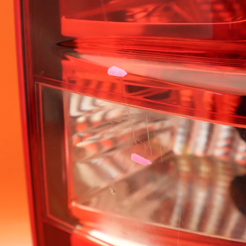 雪佛兰 SILVERADO 1500 TAIL LIGHT 2007 2008 2009 2010 2011 2012 2013 2014 — 第 3/4 张图片