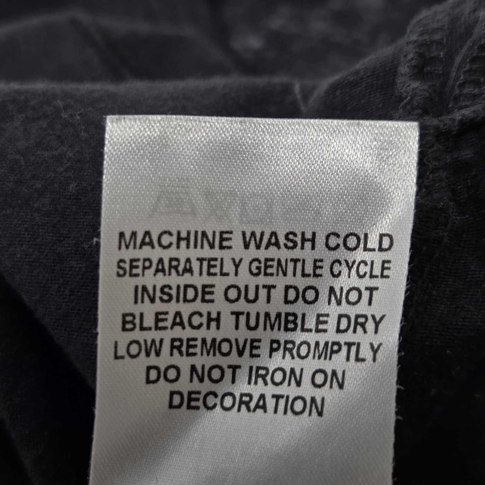 True Religion Mens Size Medium T-Shirts Graphic Print Tees Lot of 2 Yellow Black thumbnail 9