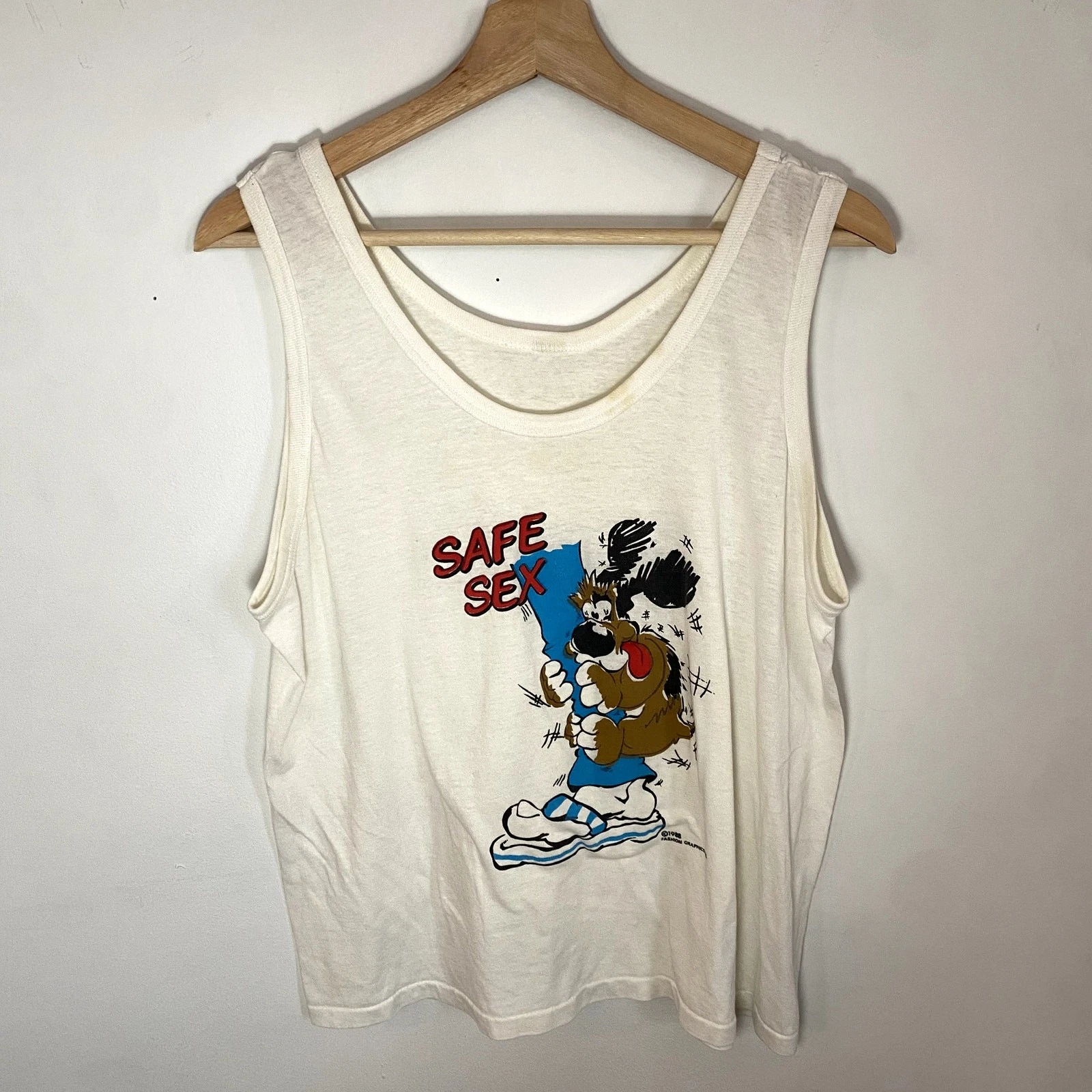 Vintage Safe Sex Humor Cartoon Dog Graphic Tank Top 80s Size Small/Medium
Opens in a new window or t