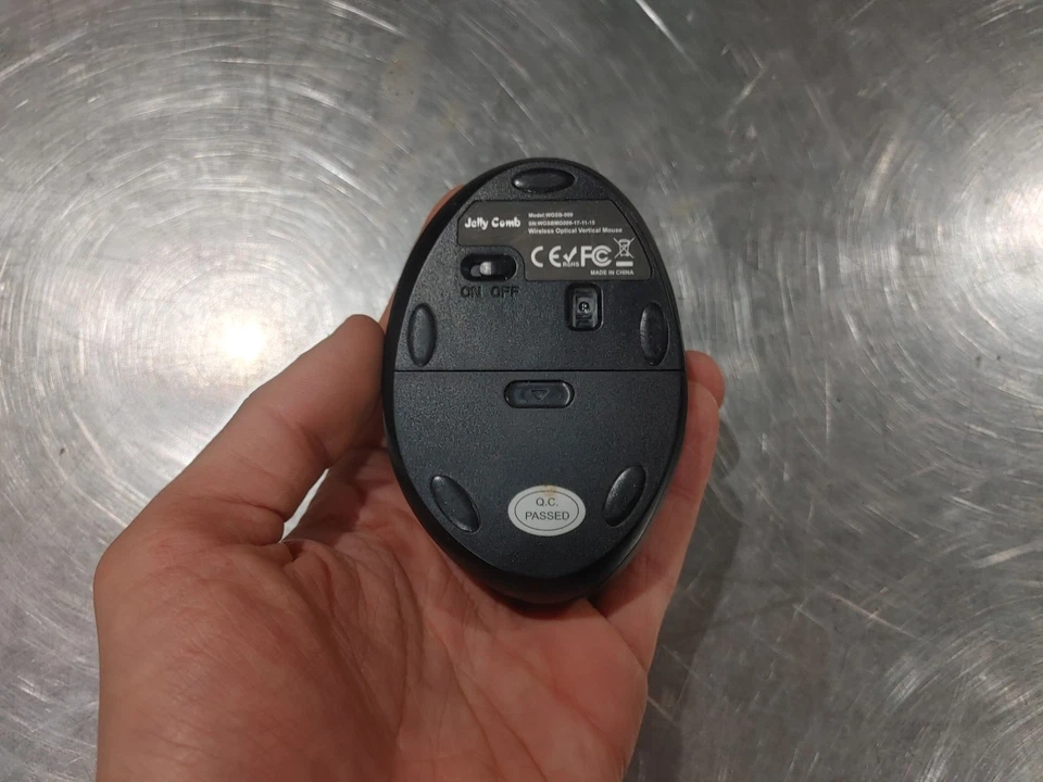 Jelly Comb WGSB-009 Wireless Optical Vertical Mouse Black Tested Working - Fair - Image 2 of 4