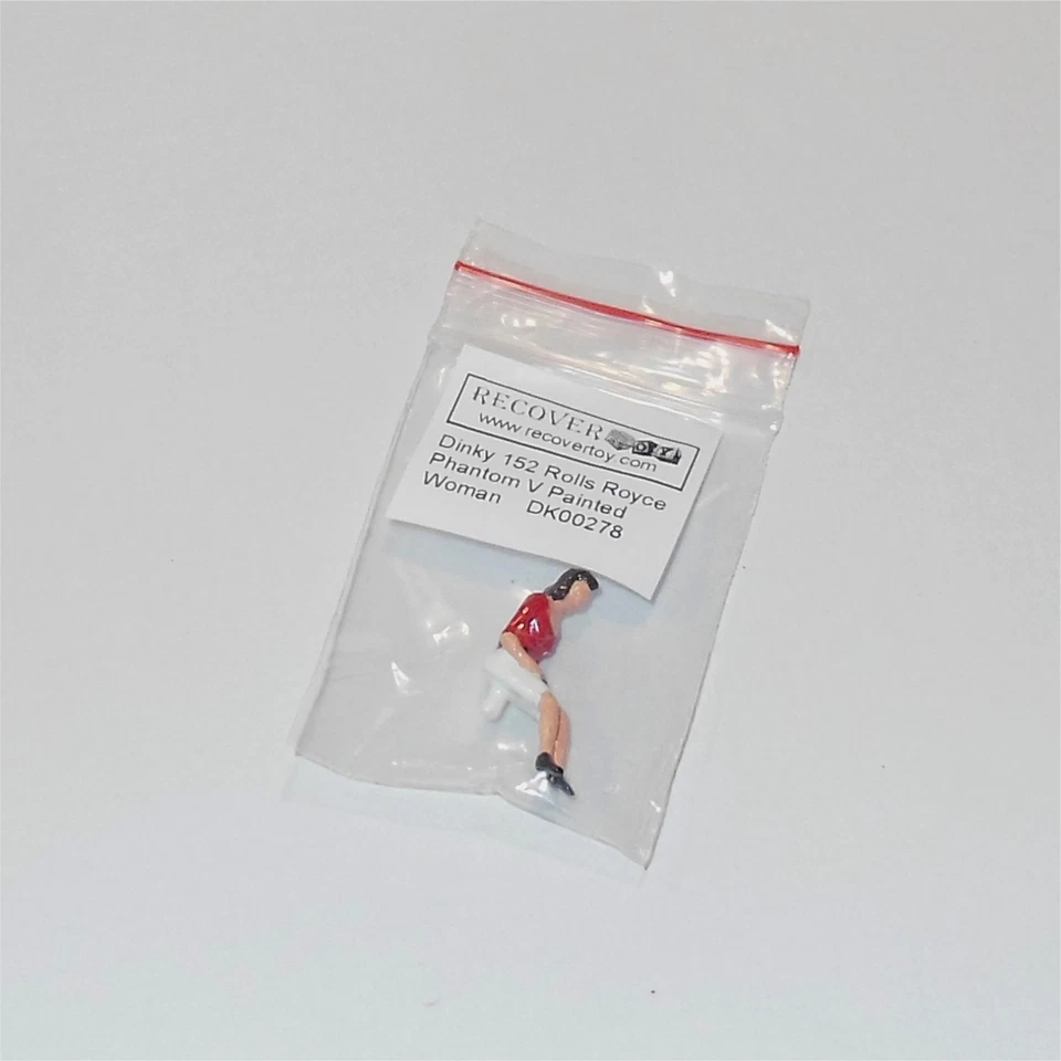 Dinky Toys 152 Rolls Royce Phantom V Painted Female Passenger Figure - Image 4 of 4