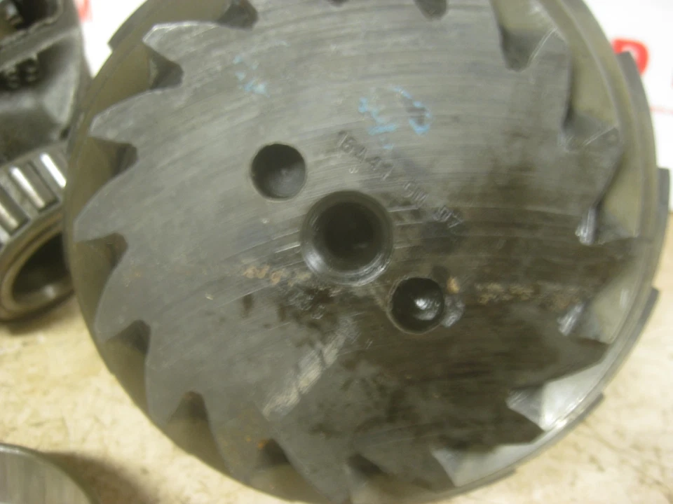 OLDSMOBILE 8.5 CUTLASS 2.56 POSI 1967 ANEL PINHÃO ENGRENAGEM 442 TRANSPORTADORA 1969 F85 - Imagem 2 de 4