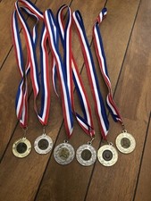 6x Medaglie Sportive in Metallo 4 (5cm) e 2 (4,5cm) Varie Torcia Calcio Calciatori