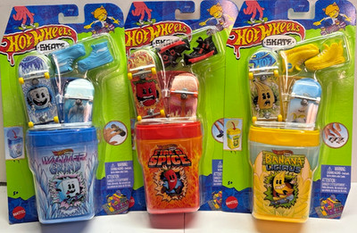 Hot Wheels Skate 3 Pack Lot Banana Fire Spice Winter Grind Fingerboards