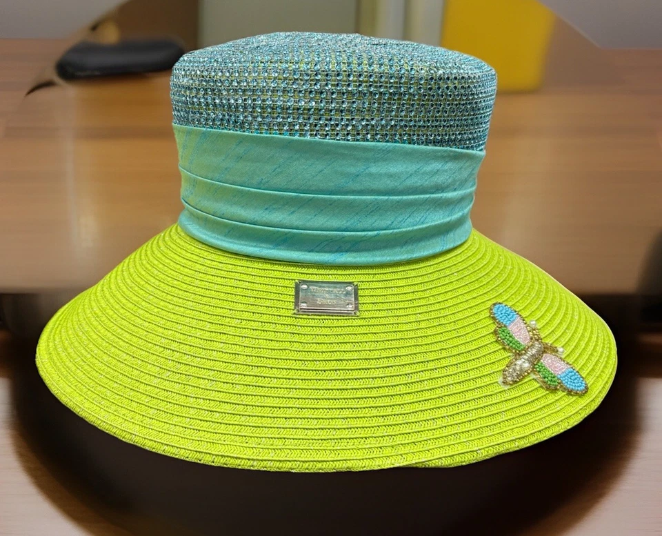 SOMBRERO DERBY IGLESIA/DERBY DISEÑADOR WHITTALL AND SHON DE COLECCIÓN Lentejuelas y Mariposa Coloridas Foto 4 de 4