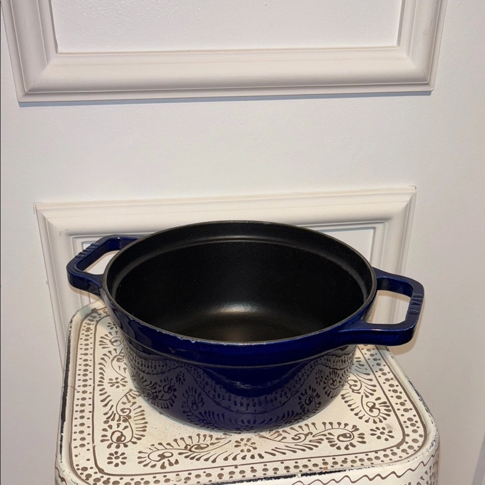 Staud 4qt. Cast Iron Dutch Oven