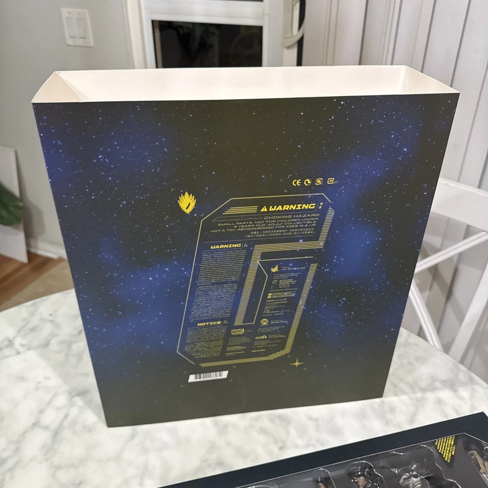 Hot Toys Guardians Of The Galaxy Rocket and Groot Action Figures (MMS254) - Image 2 of 4