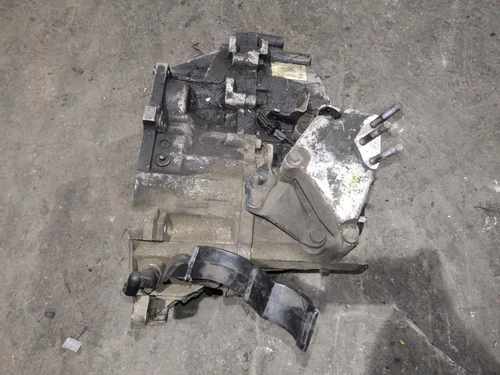 1023825 Caja Cambios para VOLVO V40 FAMILIAR 1.9 D+ (85kW) 2003 994617 - Imagen 1 de 10