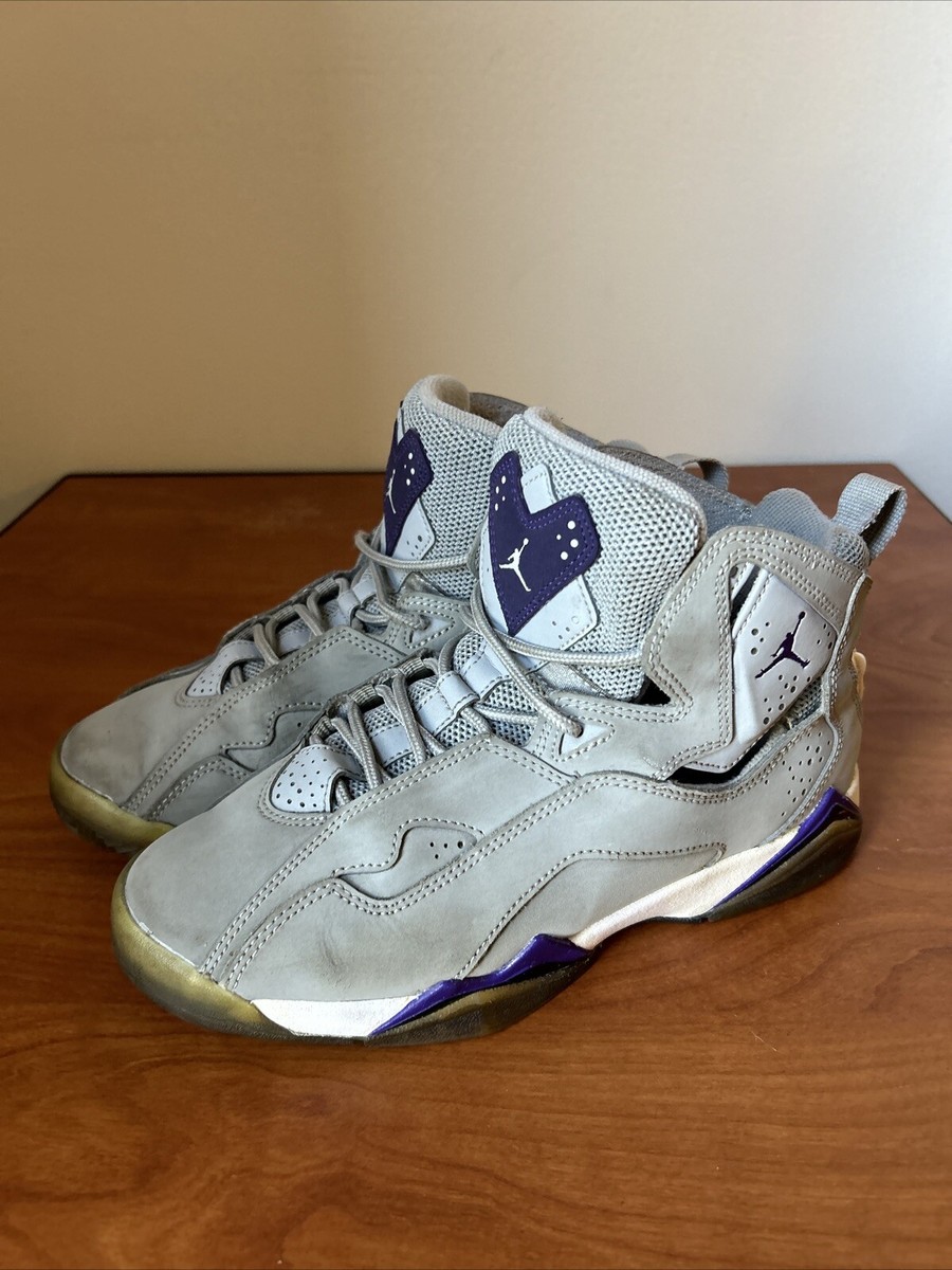 womens jordans true flight