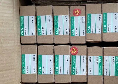 1pc NEW 4F320-10-DC24V Solenoid Valve  #E1