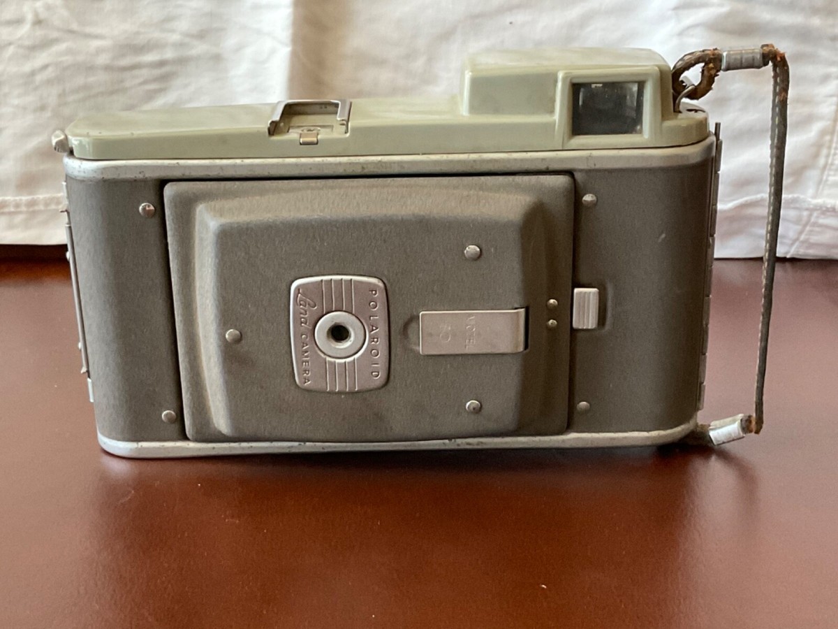 Vintage Polaroid Land Camera Highlander Model 80 - Main Image