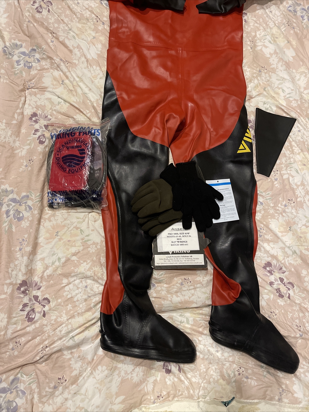 NEW Viking Pro 1000 rubber drysuit Attached Hood New Read XL 3W eBay