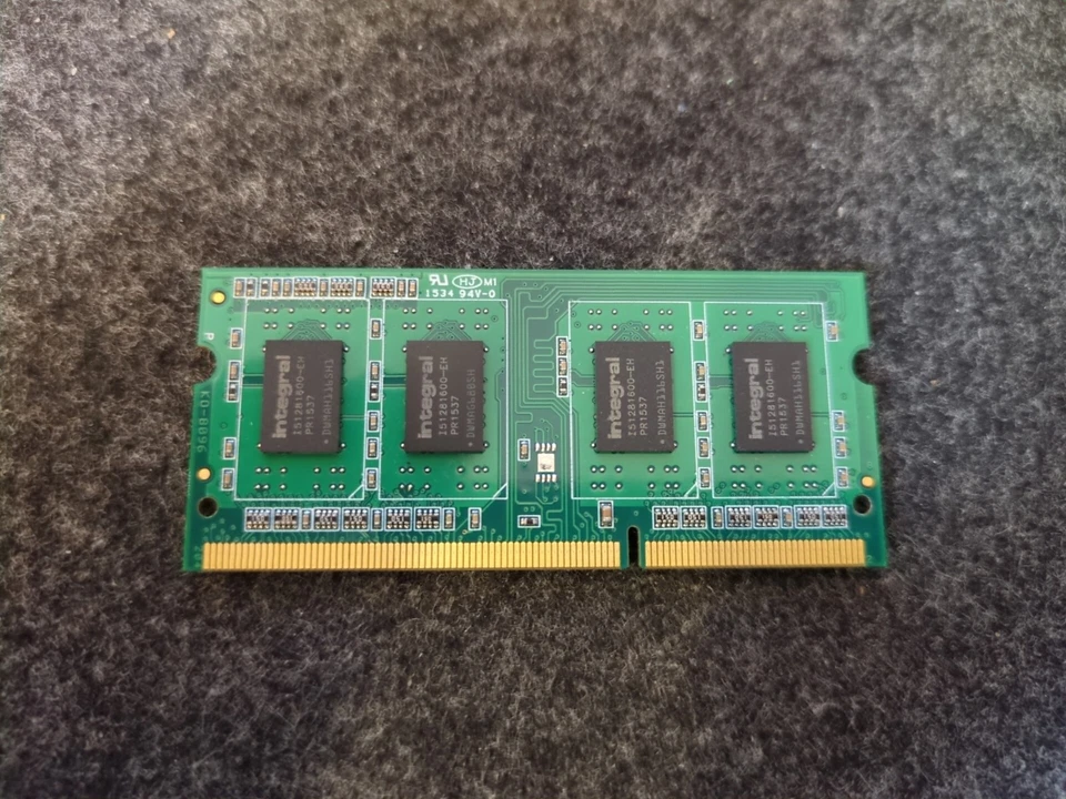 Integral RAM 4GB DDR3 1600MHz Memory Module IN3V4GNAJKILV - Image 2 of 2
