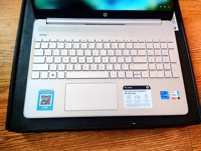HP 15 Intel i5 11th Gen/Iris Xe Graphic/512GB SSD/16GB RAM