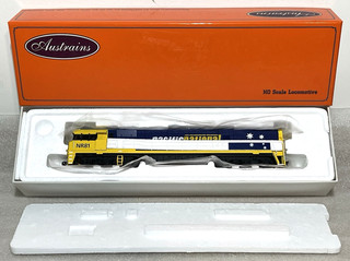AUSTRAINS HO NR Class Loco NR 81 Pacific National Blue/Gold DC as NEW Boxed NICE