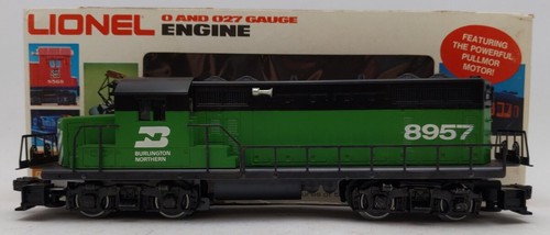 Locomotora/caja diésel Lionel 6-8957 O Burlington Northern GP-20 | Condition: Used