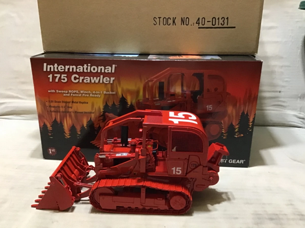 First Gear 1:25 Scale Diecast & Toy International Harvester for