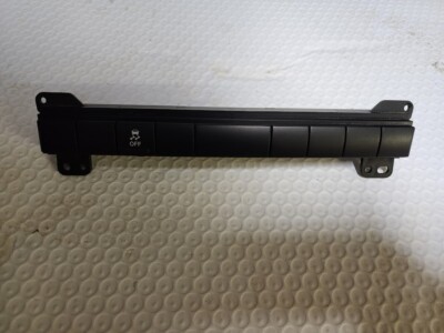 OEM 04-07 Jeep Grand Cherokee Commander Traction TCS OFF Switch Panel Black