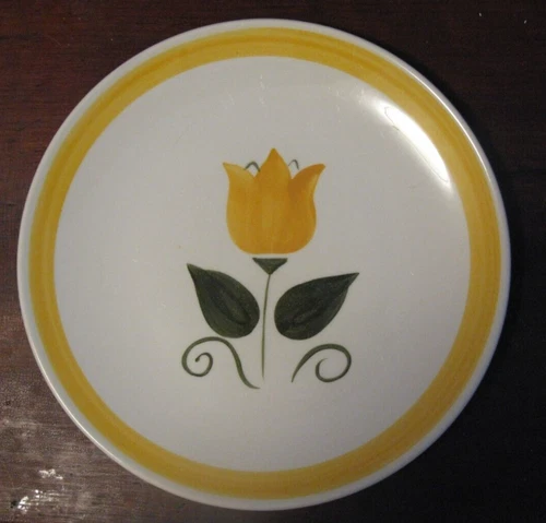 Stangl Yellow Tulip dinner plate 10-3/4" OF4