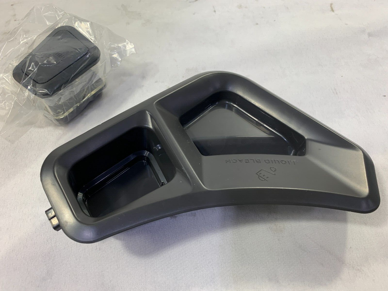 Whirlpool W11175768 Washer Bleach Dispenser with W11416456 Brush