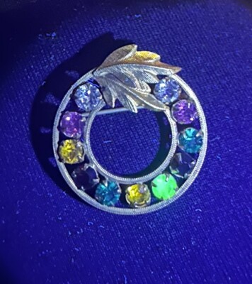 Broche Vintage DCE Noël - Multicolore - Verre Uranium Et Strass - Signée