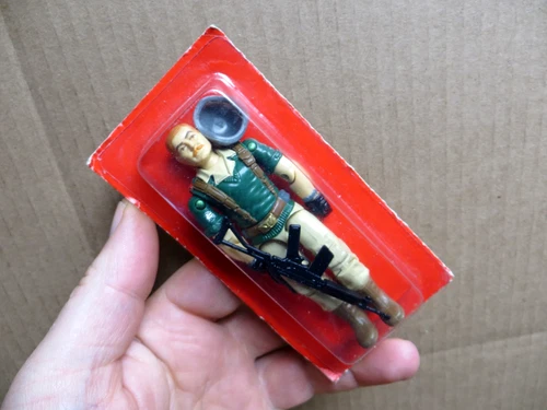 1985 GI JOE  3.75" ARAH CRANK CASE    SEALED ON ORIGINAL MOC BUBBLE CARD