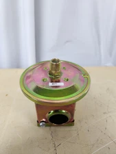 New NOS Dwyer 1996-20 Gas Pressure Switch 4.0"-20.00" W.C.
