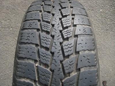 1x Winterreifen Kumho Powergrip KC11  215/60R17C  104/102H M+S