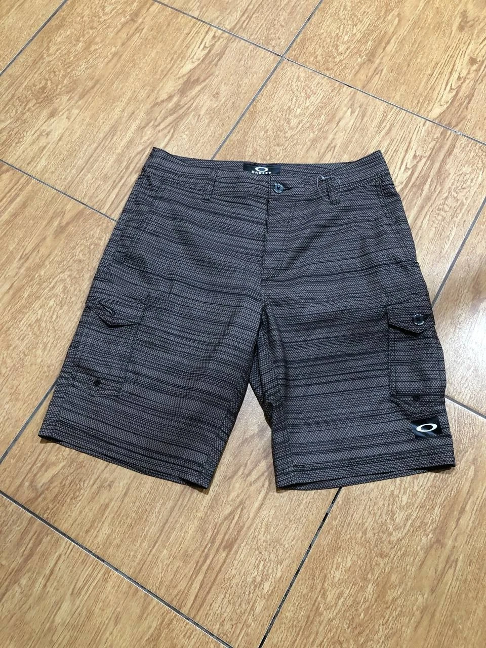 Oakley Cargo Shorts Mens 30 Hiking Fishing Beach Casual