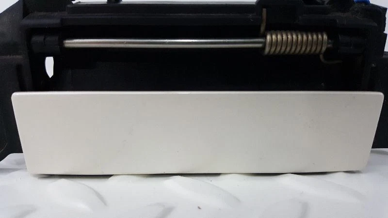 Manija puerta exterior pasajero trasero audi a6 quattro 96-99 Foto 2 de 4