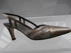 gold slingback kitten heels