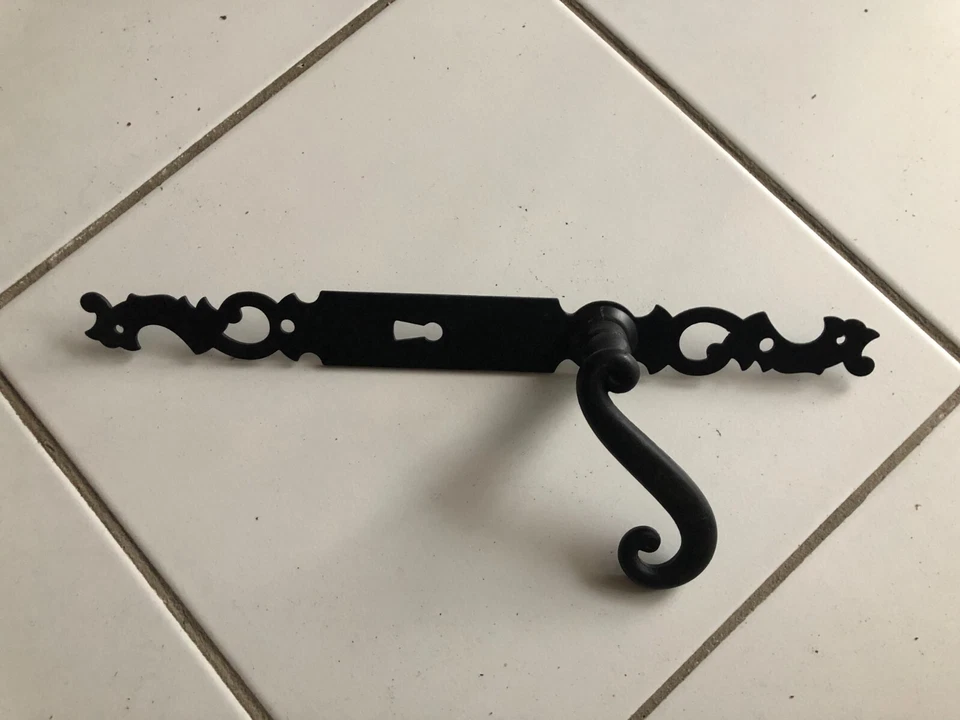 Ferrures simple et poignée de porte avec trou serrure fer forgé plaque - Photo 1/1