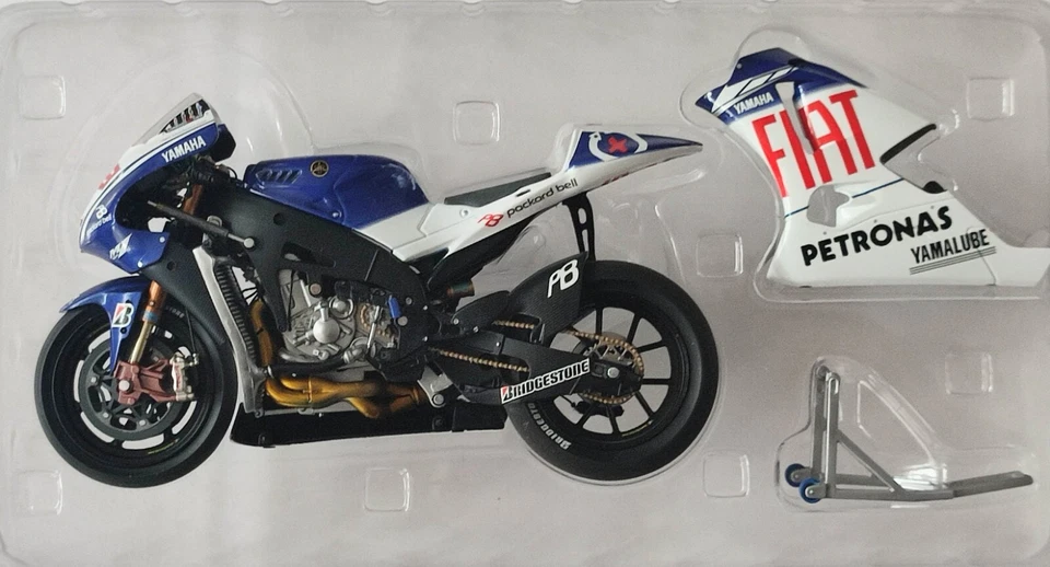 MINICHAMPS 1:12 YAMAHA YZR-M1-JORGE LORENZO  MOTOGP 2009 - Photo 3/4