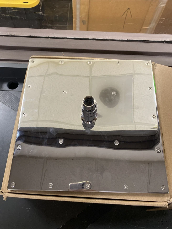 Cabezal de ducha cuadrado de lluvia Signature Hardware de 12” - Cromo Foto 4 de 4