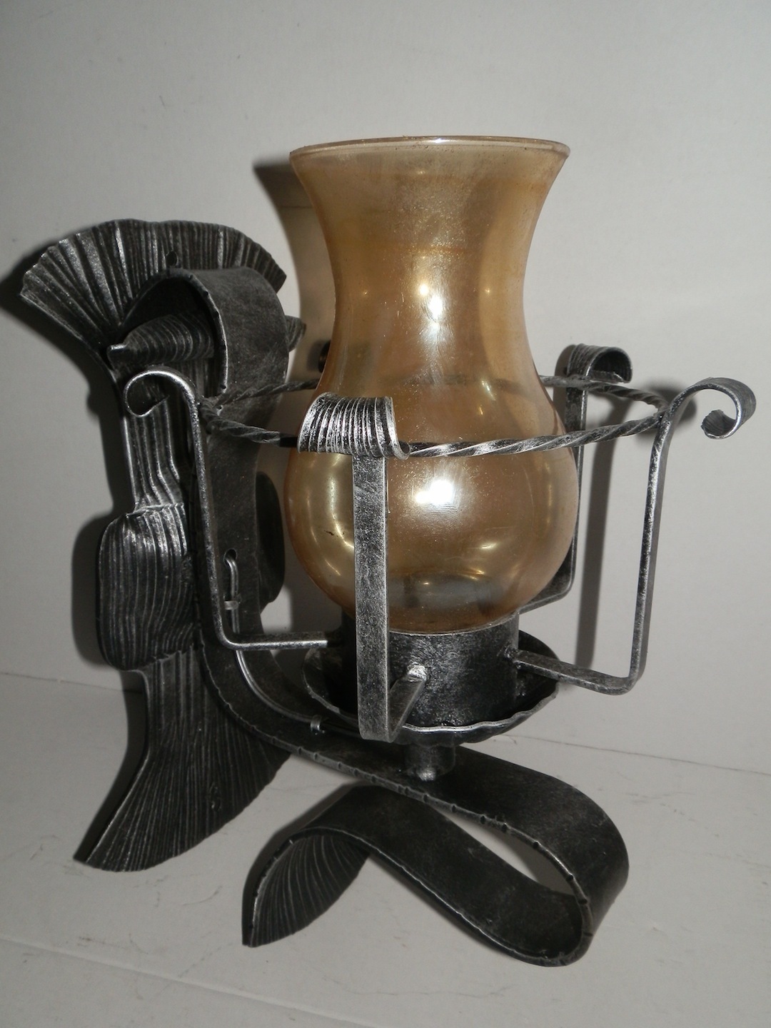 Applique Medioevo in Ferro Battuto e Vetro - Lampada Parete Artigianale