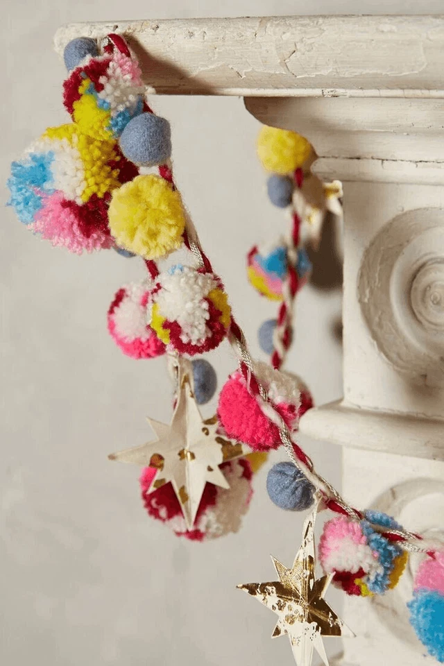 Guirnalda Anthropologie Estrella de los Deseos Pom Pom Estrellas Coloridas NUEVO Foto 2 de 2