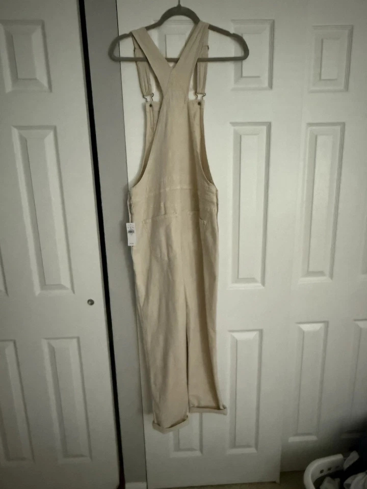 Mono crema para mujer American Eagle talla mediana nuevo con etiquetas Foto 4 de 4