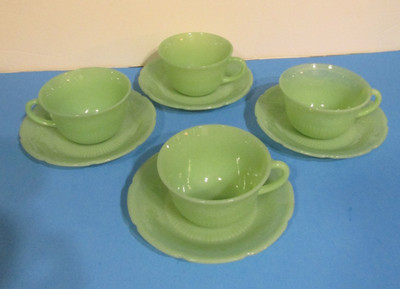 Set of 4 Vtg Fire King Jadeite  ALICE  Pattern Tea Cup & Saucers LOVELY & HTF