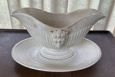 WEDGWOOD  EDME  DBL SPOUT SAUCE/GRAVY BOAT W/ATTACHED SAUCER-LION S HEAD ETURIA