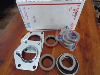 (2) FORD 9'' REAR AXLE SMALL BEARINGS  RW207CCRA  W/ ACCESSORIES , 28 31 SPLINE