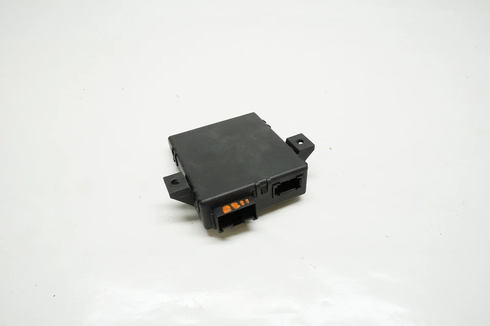 2013-2016 Audi A4 Gateway Control Module 8R0907468N 2013 Audi S4 - Image 2 of 2