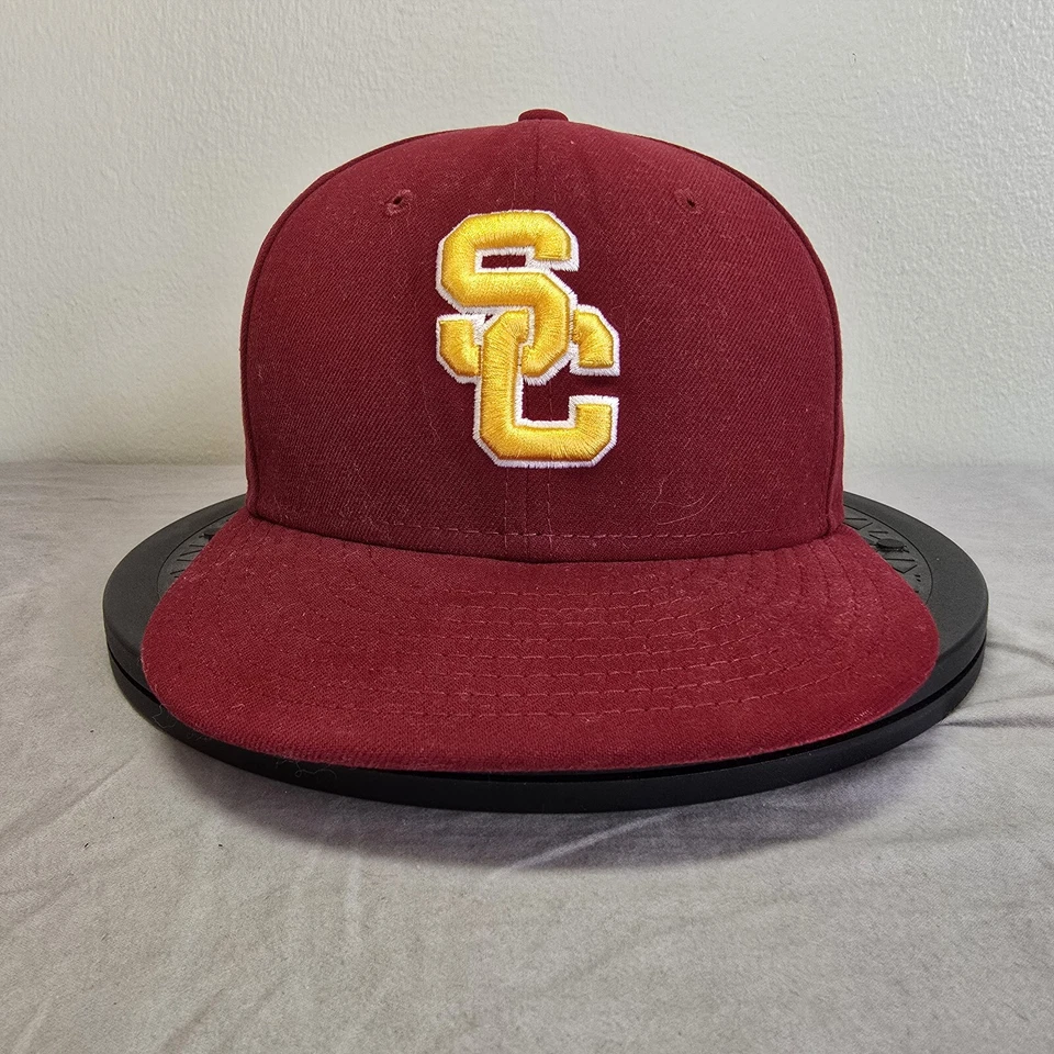 USC Trojans 59FIFTY Fitted Hat – Cardinal/Gold – Size 7 1/4 – New Era – Used - Image 2 of 4