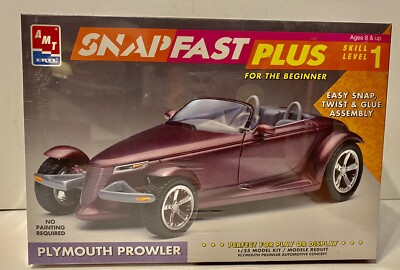 AMT/ERTL Models - Kit #8284 - SNAPFAST Plus Purple Plymouth Prowler - 1:25 Scale