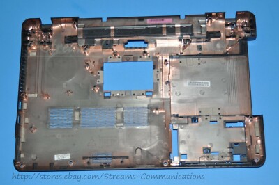 TOSHIBA Satellite A660 15.6 In Laptop Bottom Case